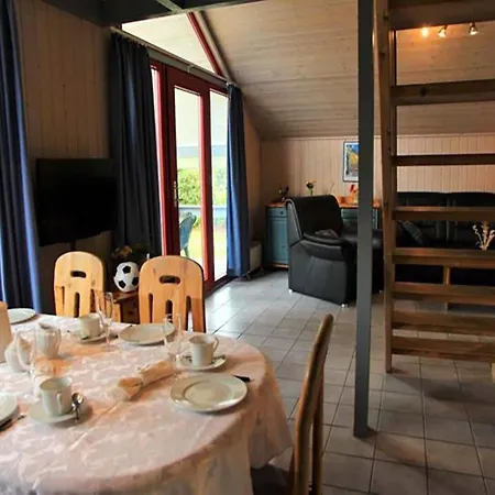 Skandinavisches In Mirow Σπίτι διακοπών *